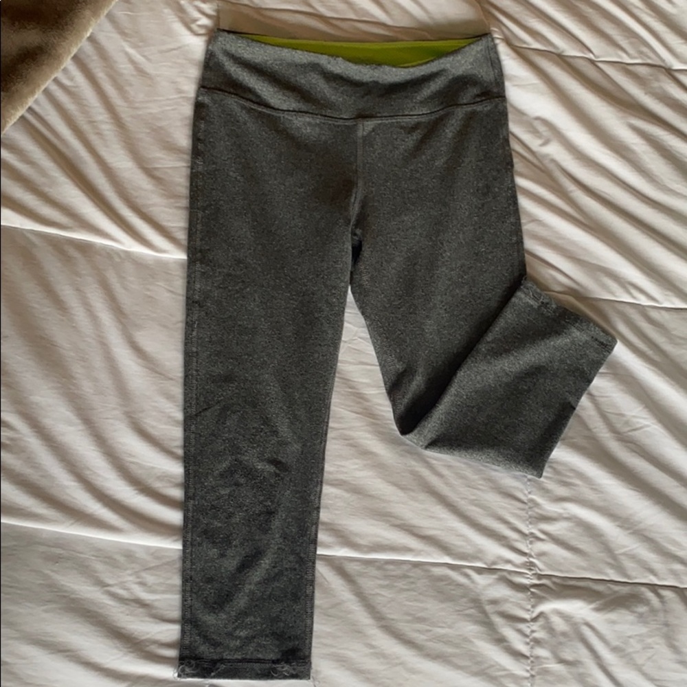 🌞cropped athletic leggings